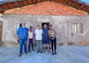 Prefeitura de Araxá entrega os 10 primeiros imóveis contemplados pelo projeto Belo Banho