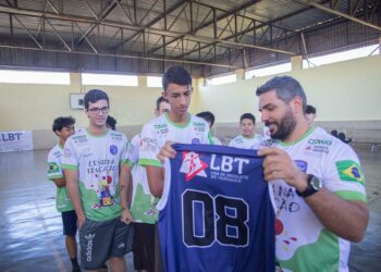 Projeto Cesta na Educação realiza formação de novos treinadores e capacitação para alunos