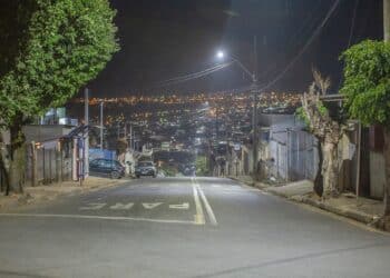 Prefeitura já implantou a iluminação de LED em mais de 30 bairros de Araxá