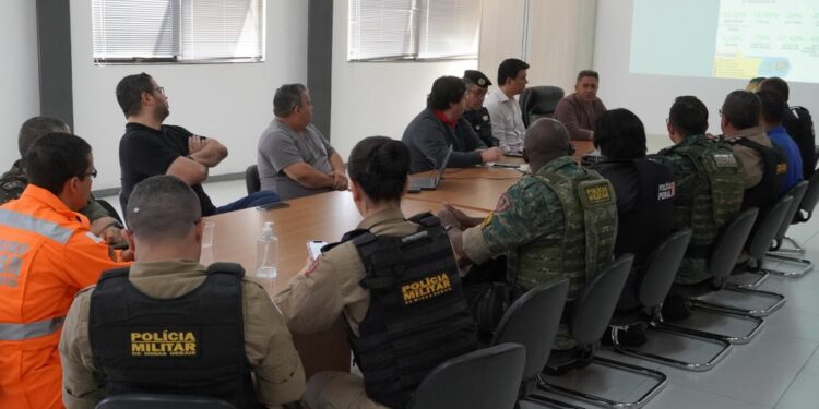 Reunião da Prefeitura de Araxá com órgãos de segurança destaca redução da violência na cidade