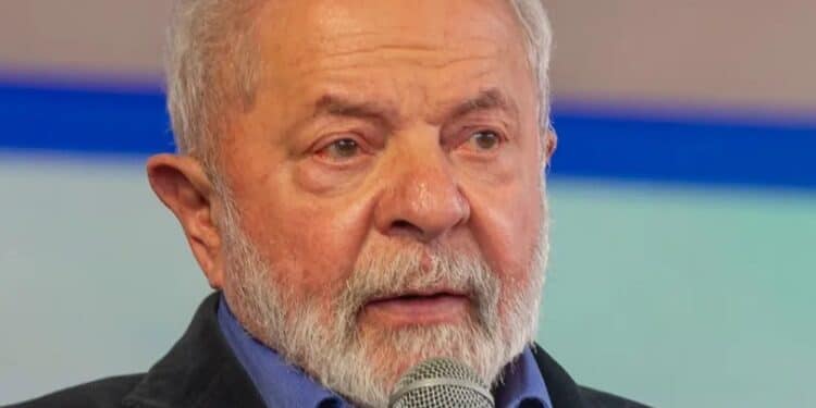 ‘Supersemana’ no Congresso testa base de Lula em meio a troca em ministério e promessa de cargos