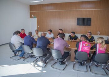 Prefeitura de Araxá recebe representantes de motoristas de aplicativos