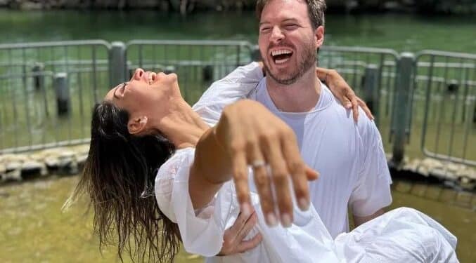 Maíra Cardi e Thiago Nigro se casam em segredo e proíbem celulares em cerimônia