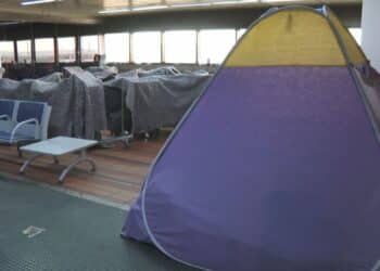 Com mais de 100 afegãos no aeroporto, Prefeitura de Guarulhos diz que espera governo federal analisar pedido para ser ‘cidade de fronteira’; entenda