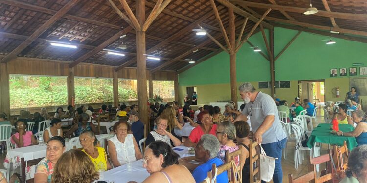 Prefeitura de Araxá promove ação em comemoração ao Dia do Idoso