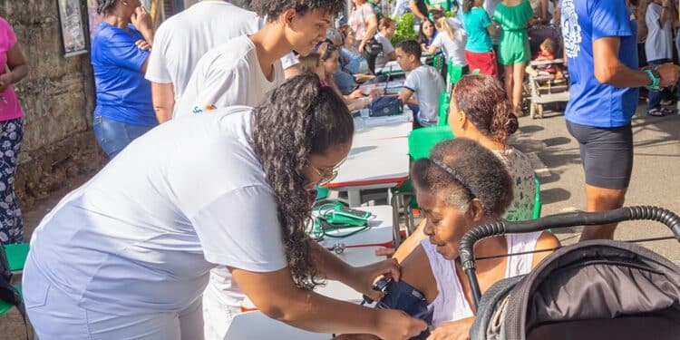 17ª edição do Prefeitura no Bairro acontece neste sábado, com destaque para ações voltadas ao Outubro Rosa, na Escola Polivalente