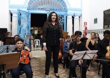 Sinfonia de Primavera encanta o público trazendo grandes sucessos da música clássica e erudita