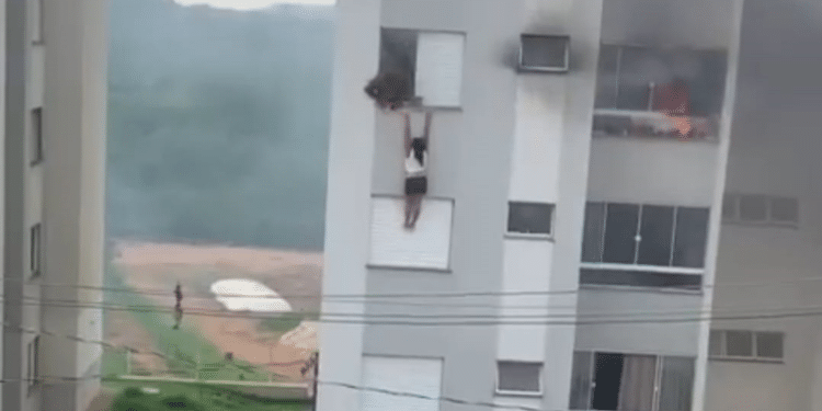 Menina que pôs fogo em apartamento com avós dentro em Patos de Minas, irá morar com o pai em outra cidade