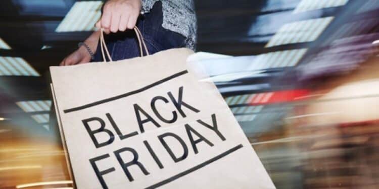Procon orienta consumidor sobre as compras na Black Friday
