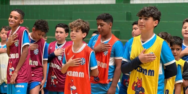 Projeto Lobinho Transformando Vidas oferece oportunidade de acesso ao esporte a 120 crianças em Araxá