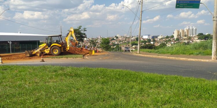 Trecho da avenida do Comboio fica parcialmente interditado a partir desta quinta (16)