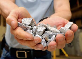 Lítio e nióbio: tecnologia desenvolvida pela CBMM pode revolucionar mercado de baterias elétricas