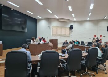 Câmara de Araxá ouve testemunhas do Executivo em primeira oitiva da Comissão Processante