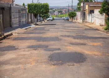 Prefeitura de Araxá informa que já atendeu mais de 170 pontos com o credenciamento da Operação Tapa-Buracos