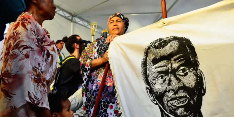 Lula sanciona feriado nacional de Zumbi e da Consciência Negra