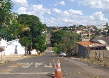 Secretaria de Segurança Pública interdita trecho entre as ruas Romeu de Castro Alves e Dulce Mascarenhas Torres