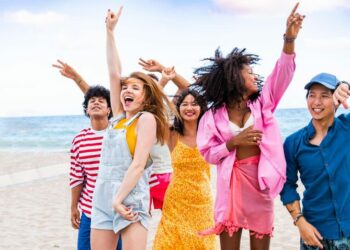 2024 se aproxima! Já pensou em qual cor usar pra começar o ano com o pé direito?