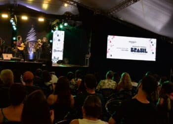 Domingo também é dia de FestNatal Araxá; veja a programação