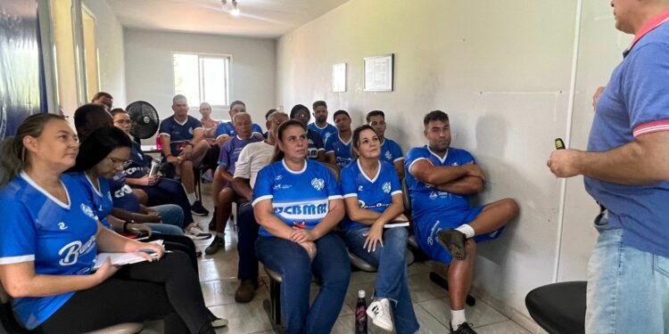 Dínamo promove curso de capacitação em Programação Neurolinguística para colaboradores