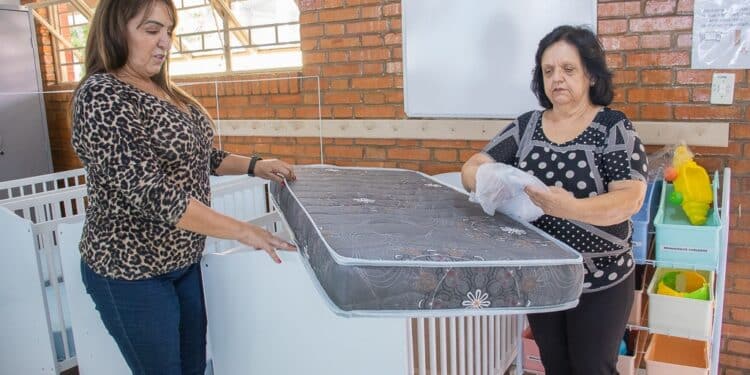 Creches municipais recebem novos mobiliários em Araxá
