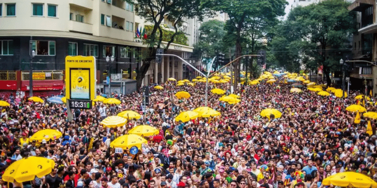 Marchinhas são as músicas mais tocadas no carnaval, aponta Ecad