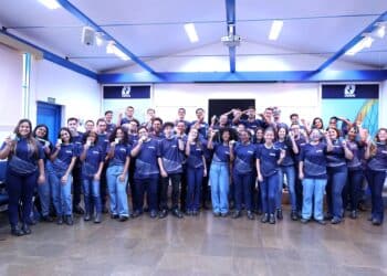 CBMM recebe estudantes do Programa Jovem Aprendiz para seis meses de imersão prática na planta industrial