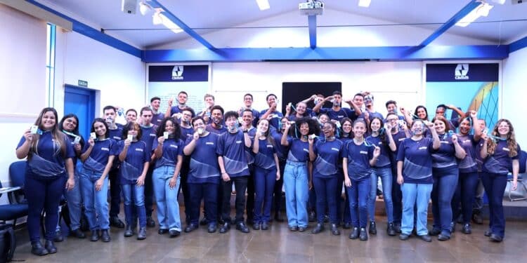 CBMM recebe estudantes do Programa Jovem Aprendiz para seis meses de imersão prática na planta industrial