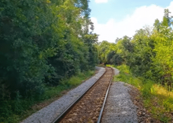 Jovem de 21 anos é morto a tiros em linha férrea no distrito de Tobati, em Ibiá