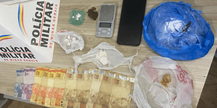 Jovem de 20 anos é preso suspeito de tráfico de drogas no bairro Ana Pinto de Almeida