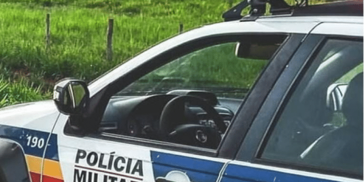 Mototaxista é ameaçado com espingarda, agredido e roubado ao atender corrida em Araxá