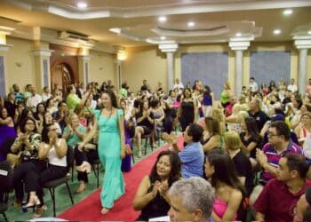 Prefeitura de Araxá promove cerimônia de posse dos novos diretores escolares