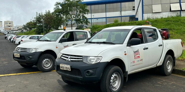 Prefeitura de Araxá recebe dois carros fumacê para combater a dengue; confira o cronograma