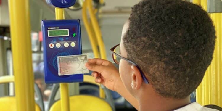 Prefeitura de Araxá anuncia aumento da passagem de ônibus coletivo para R$ 4,85