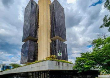Comitê de Política Monetária reduz juros básicos da economia para 10,75% ao ano