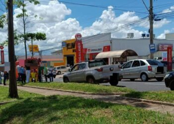 Menina de 12 anos é atropelada na faixa de pedestres em Araxá