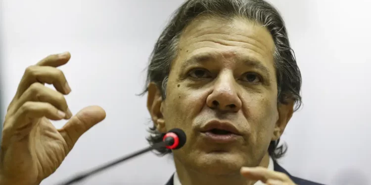 Projeto que muda impostos de aplicações será enviado a Casa Civil