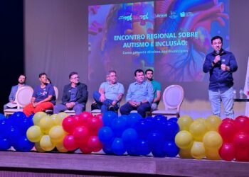 Encontro regional sobre autismo e inclusão destaca políticas públicas em Araxá