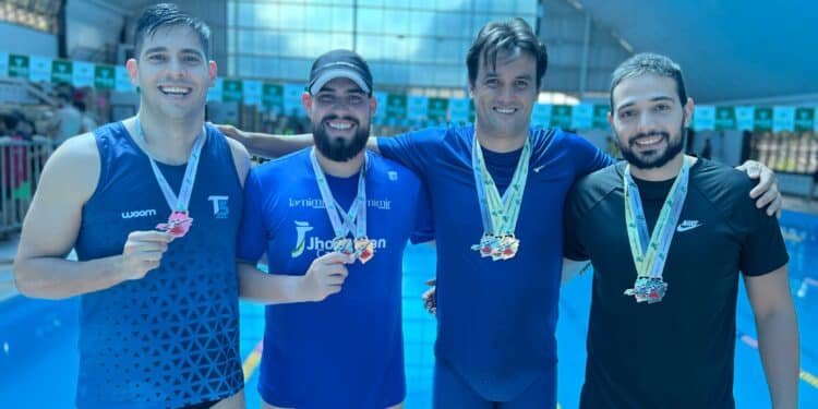 Atletas araxaenses conquistam oito medalhas na Copa MG de Natação