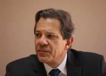 Folha de pagamento de 17 setores será reonerada a partir de 2025