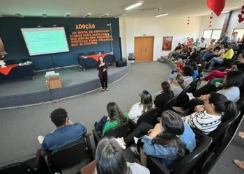 Araxá inicia atividades da Semana Municipal de Incentivo à Adoção; confira a programação
