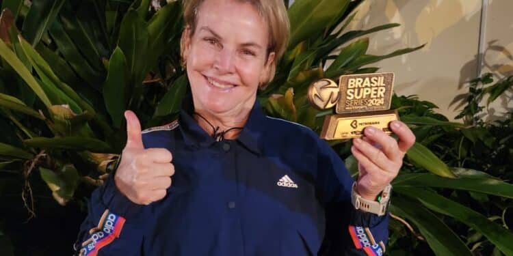 Jane Porfírio conquista vaga para o Mundial de Triatlo 2025, na Espanha