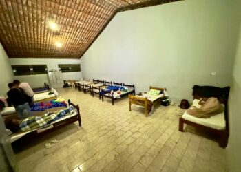 Prefeitura de Araxá oferece acolhimento emergencial para moradores de rua durante o inverno