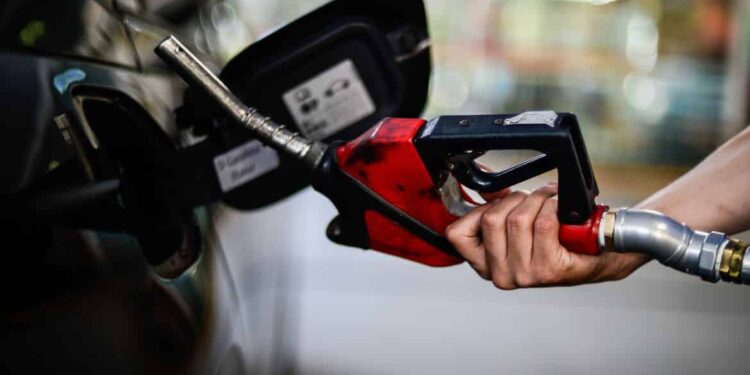 Gasolina, diesel e gás de cozinha ficarão mais caros entre 2ª e 5ª feira