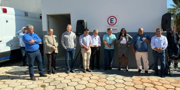 AME 24h Uninorte recebe aparelho de Raio-X; outras unidades de saúde também serão equipadas