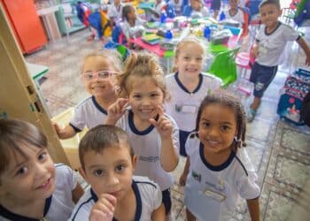 Jornal Estado de Minas destaca Araxá como “uma das melhores cidades para seus filhos estudarem”