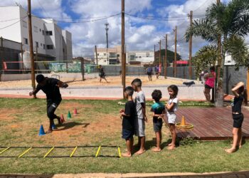 COMEÇOU A NOVA ETAPA DO ECOARTE COM OFICINAS DE CAPOEIRA, HIP HOP E ARTES CIRCENSES