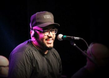 Estão abertas às vendas de ingressos para o show do cantor Tiee em Uberlândia