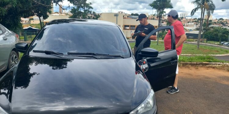 Prefeitura de Araxá realiza vistoria dos veículos de aplicativo para maior segurança dos usuários