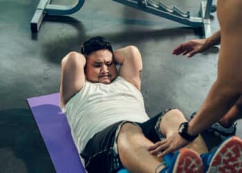 Nutrólogo lista 5 formas de eliminar gordura abdominal