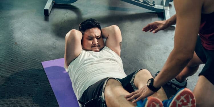 Nutrólogo lista 5 formas de eliminar gordura abdominal